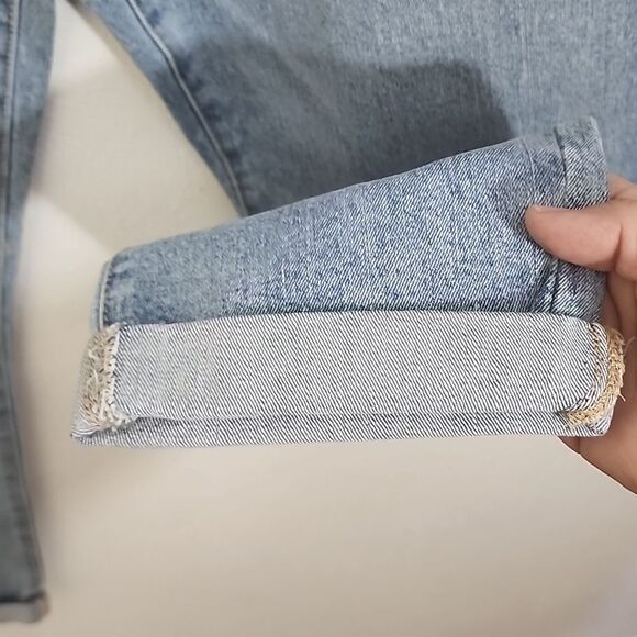 Cotton On Blue Stretch Ripped Mom Jean size 10 NWT - Picture 5 of 12